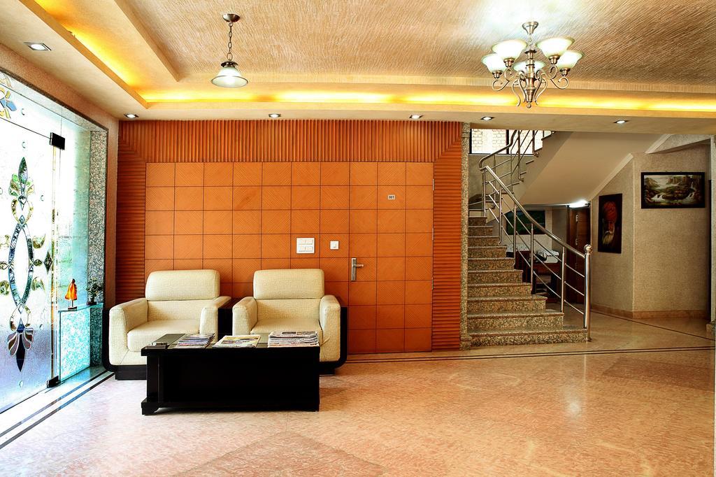 Indira International Inn Νέο Δελχί Εξωτερικό φωτογραφία