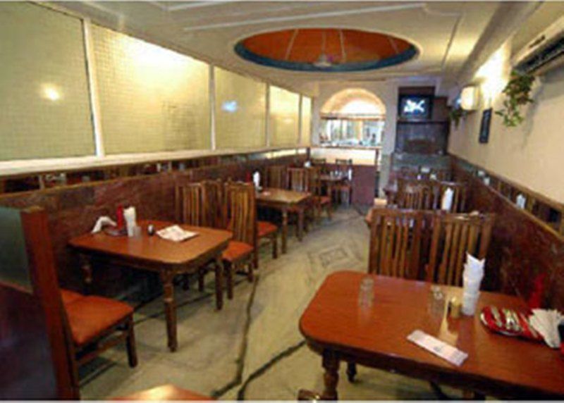 Indira International Inn Νέο Δελχί Εξωτερικό φωτογραφία